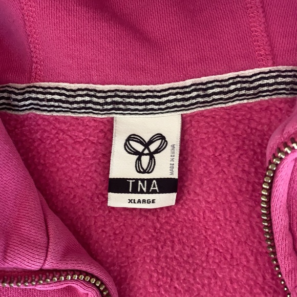 TNA hoodie - Picture 3 of 3